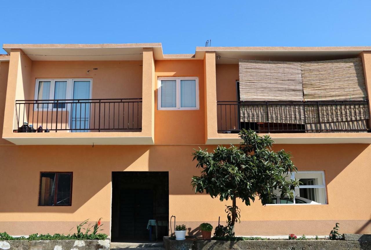 Apartment Cuce Rogotin Luaran gambar