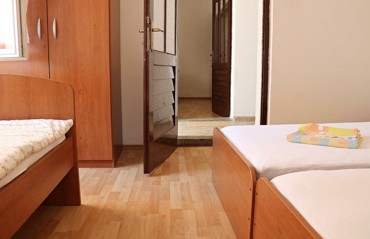 Apartment Cuce Rogotin Luaran gambar