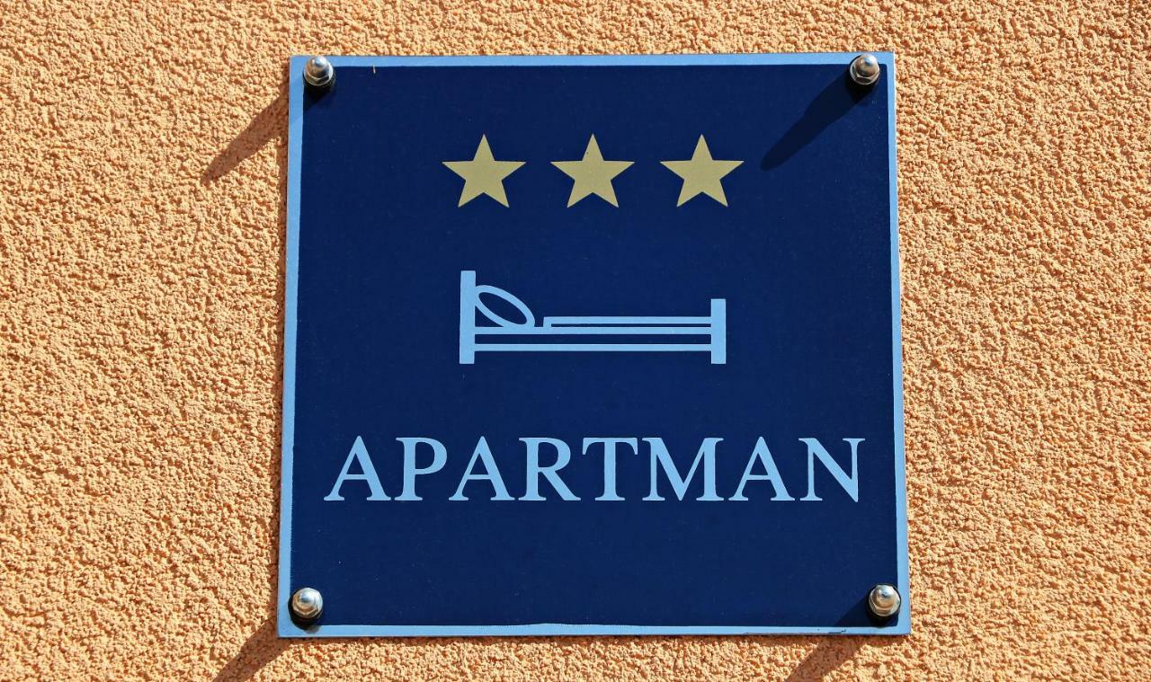 Apartment Cuce Rogotin Luaran gambar