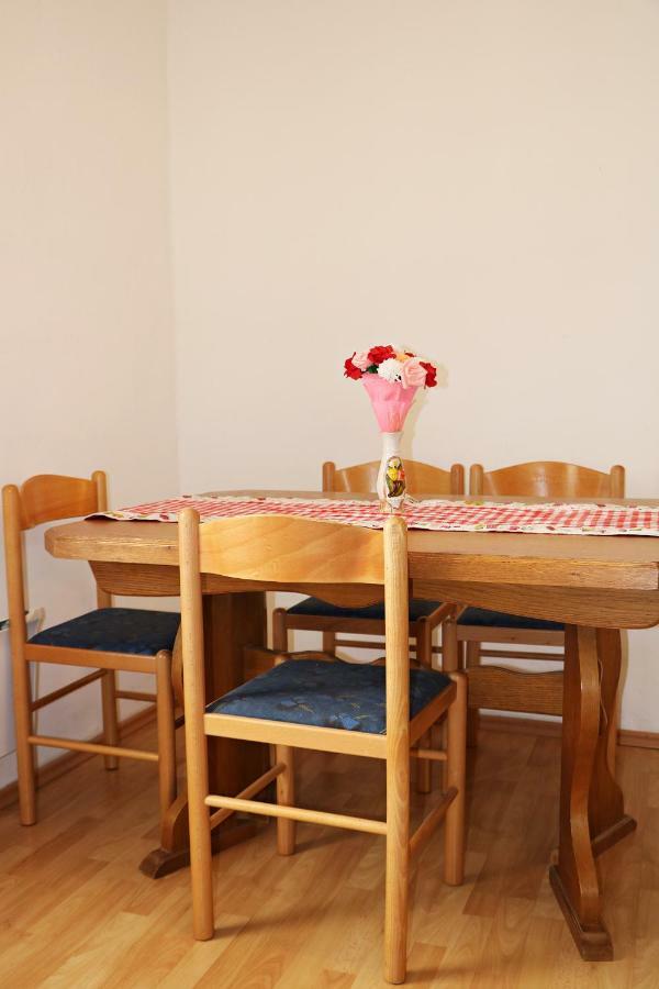 Apartment Cuce Rogotin Luaran gambar